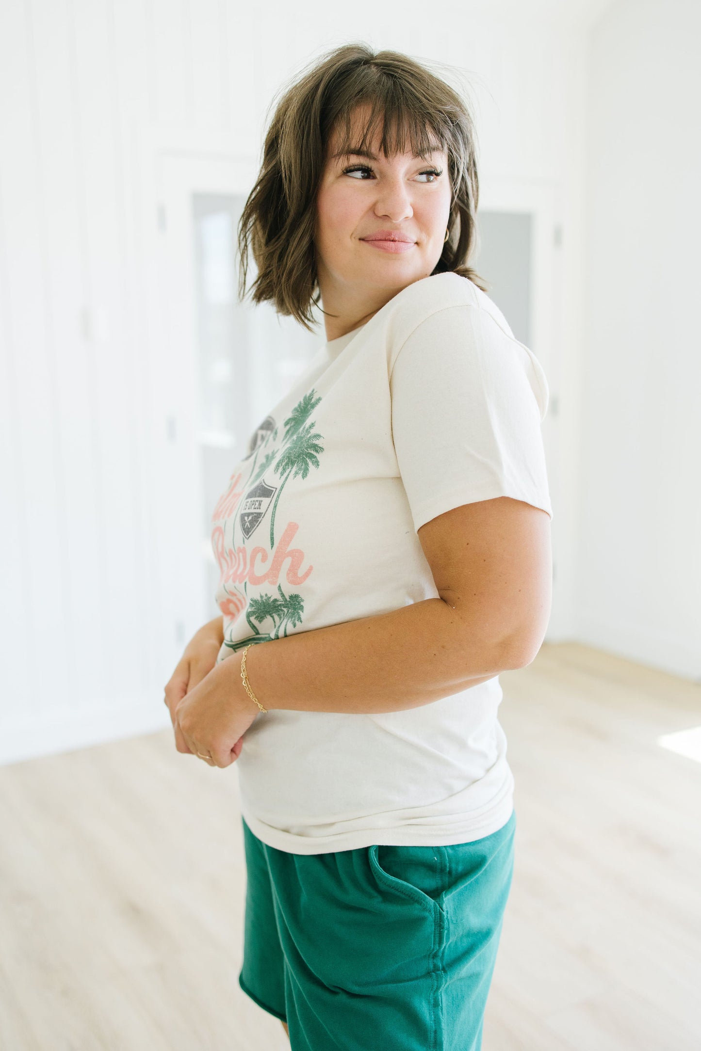 Palm Beach Club Graphic Tee