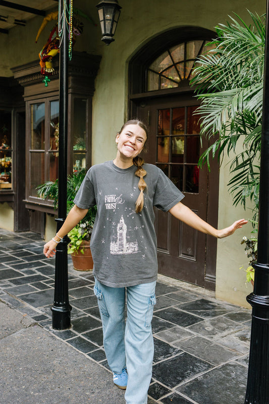 Faith+Trust Tee - Lettie Boutique