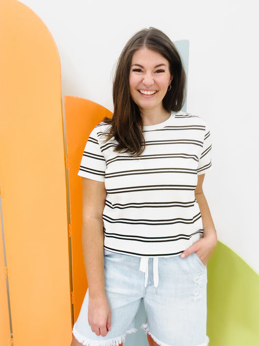 Billie Boxy Tee in White - Lettie Boutique