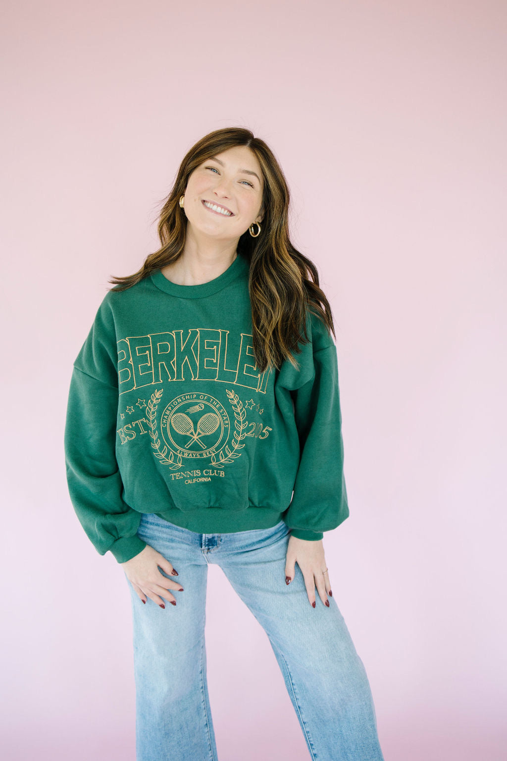 Berkeley Embroidered Pullover in Hunter