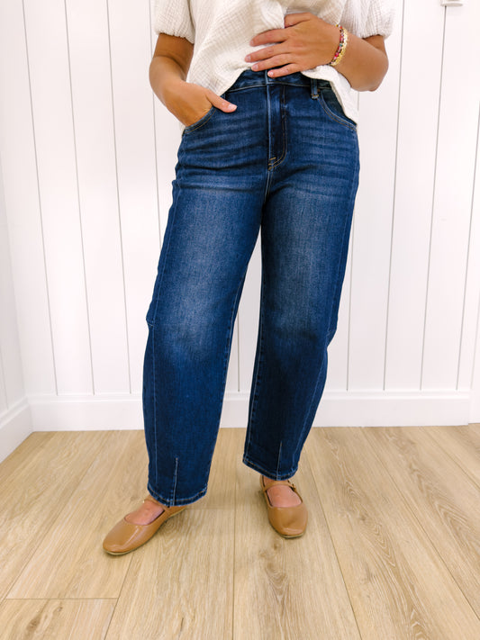 McCarthy Barrel Jeans Dark Wash