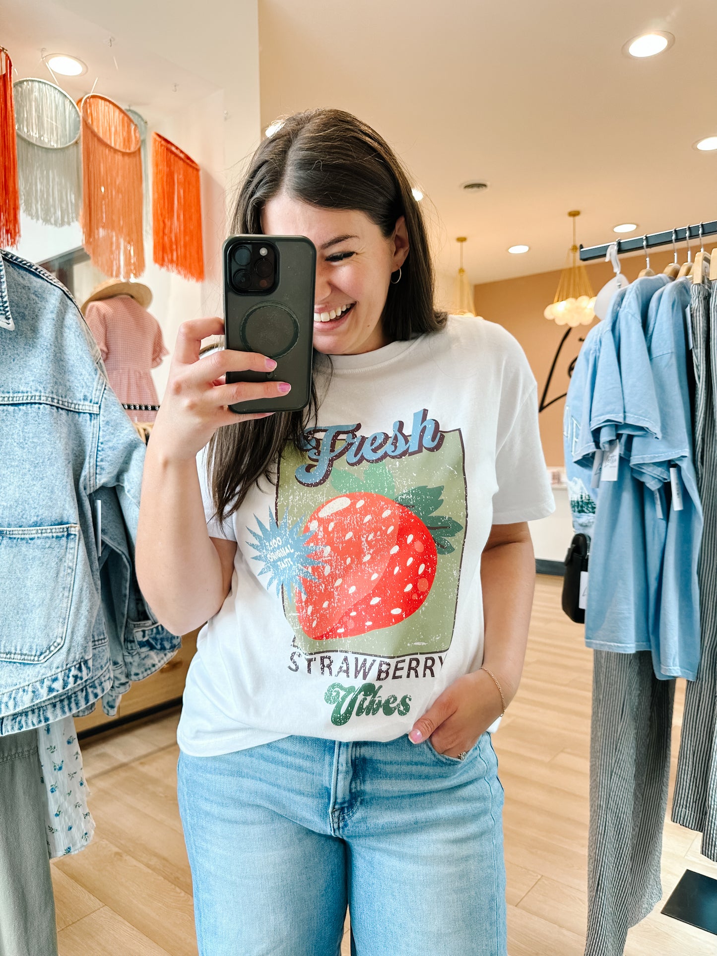 Strawberry Graphic Tee in White - Lettie Boutique