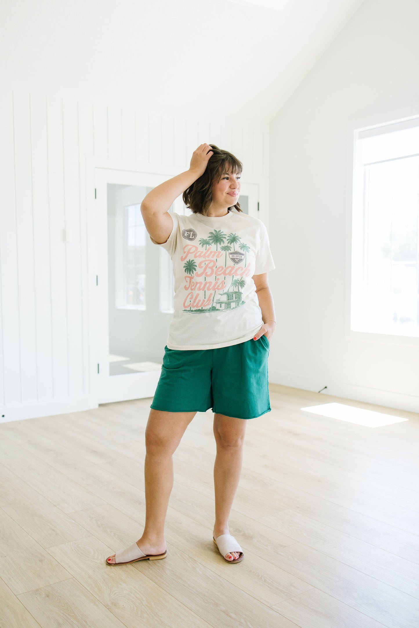 Palm Beach Club Graphic Tee