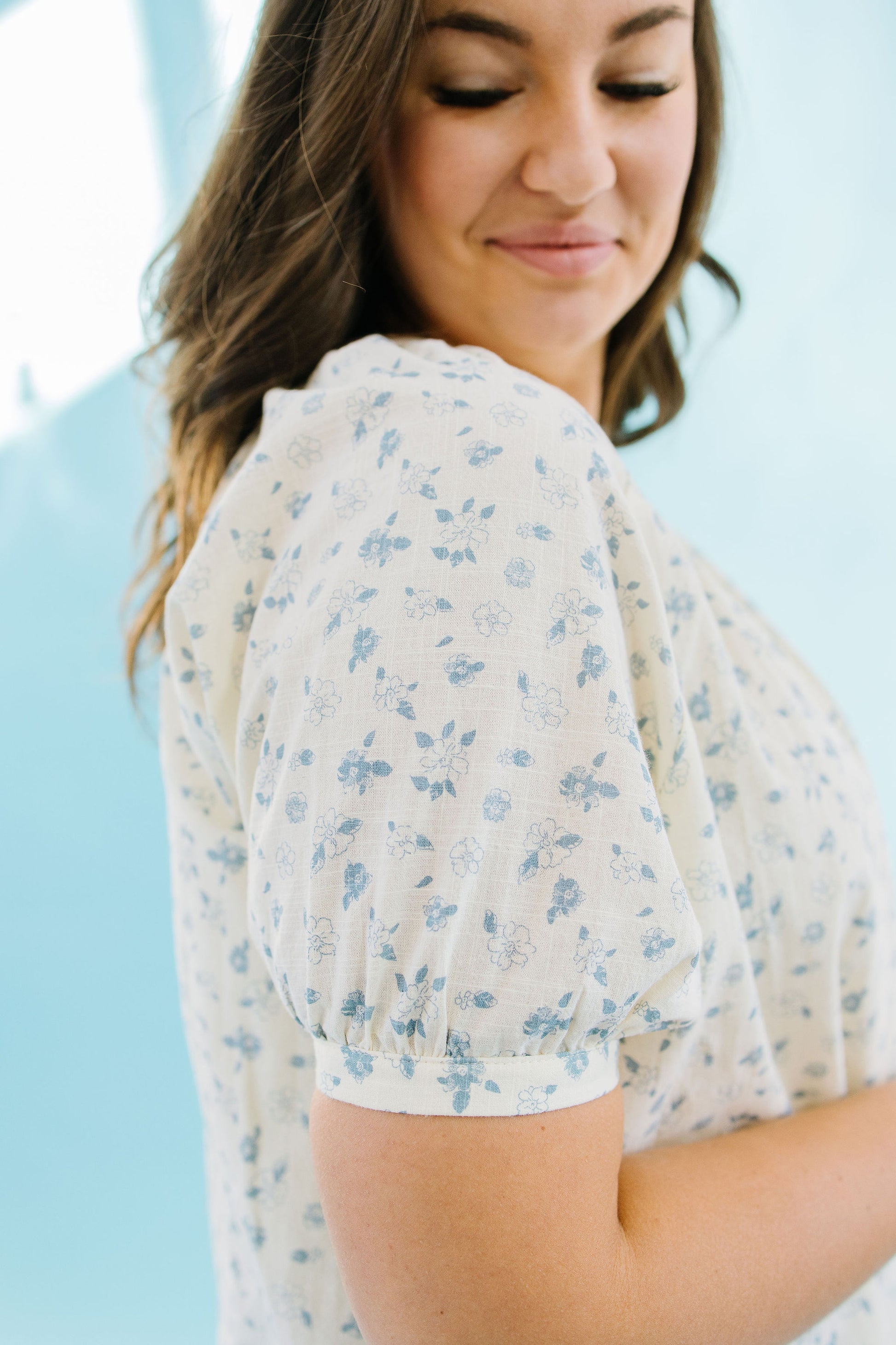 *Annika Floral Button Down Blouse - Lettie Boutique