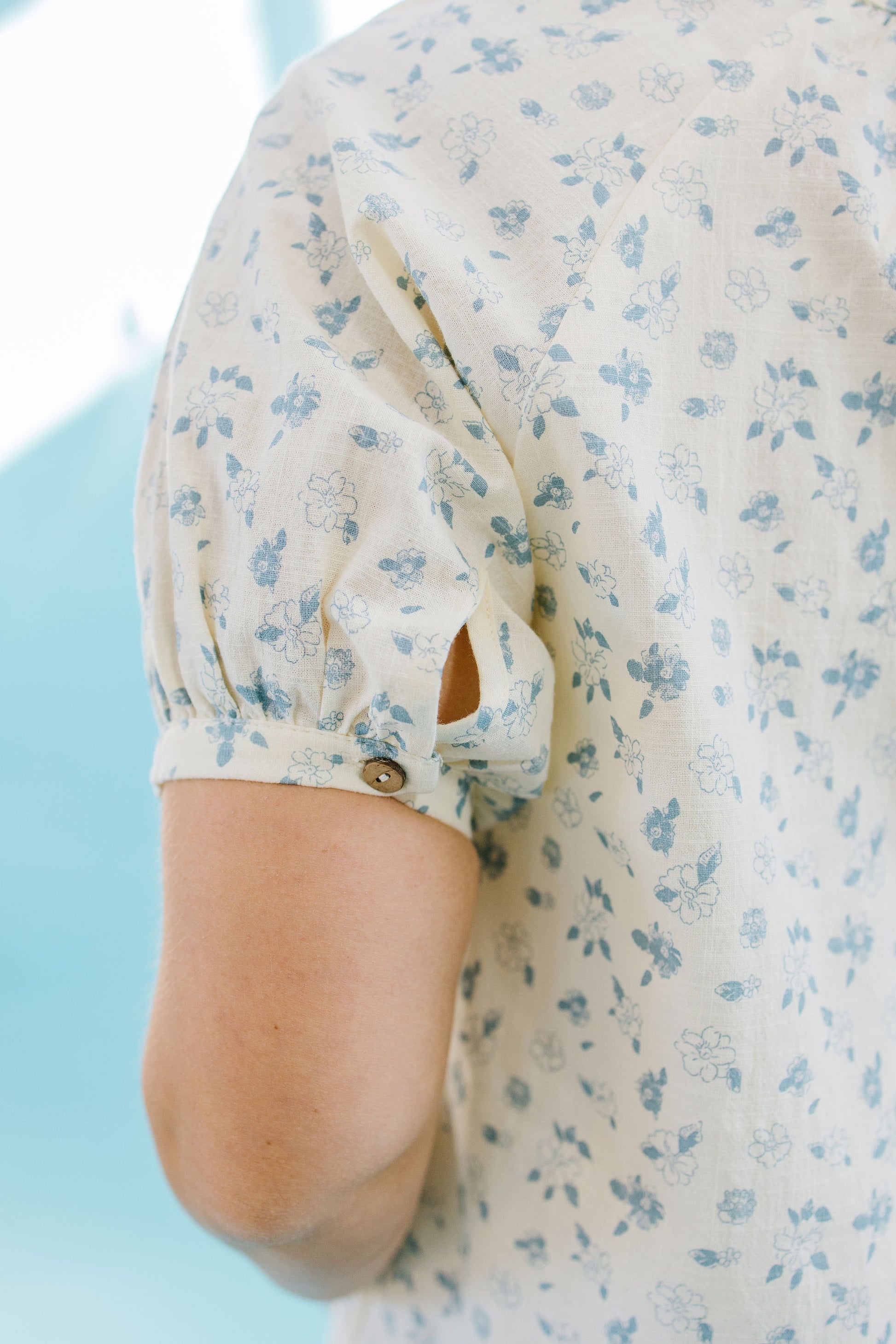 *Annika Floral Button Down Blouse - Lettie Boutique
