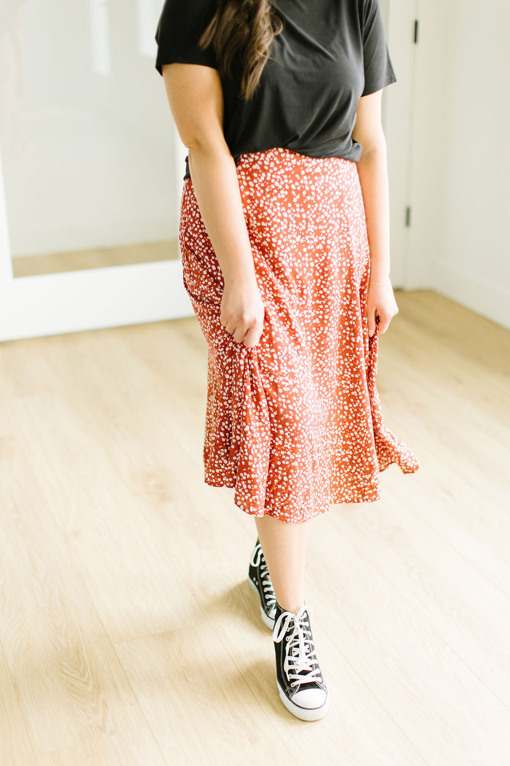 Taitum Floral Midi Skirt in Red